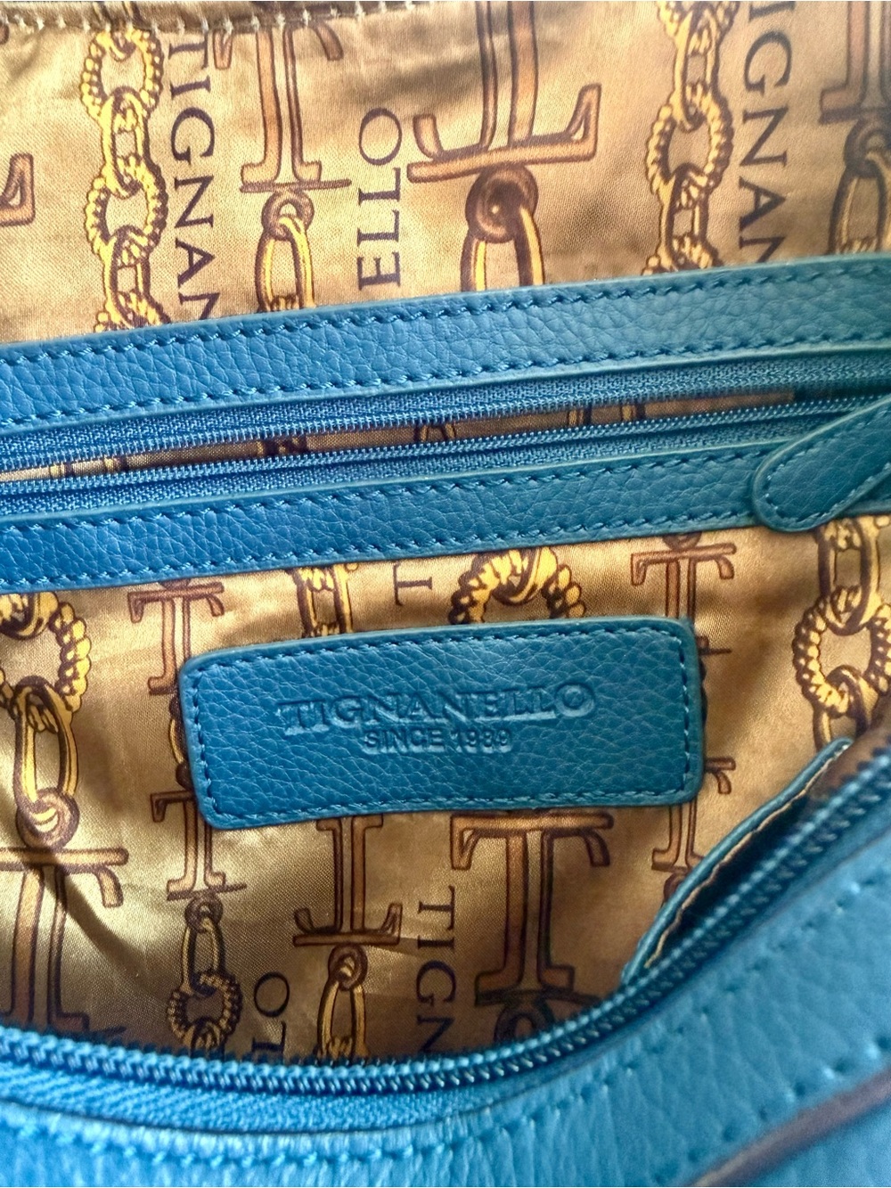Tignanello Blue Leather Hobo Shoulder Bag Gold Hardware EUC - Picture 9 of 11